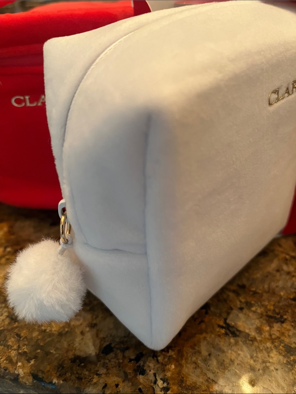 NWT! Clarins skincare bundle (10pc) - Picture 8 of 10